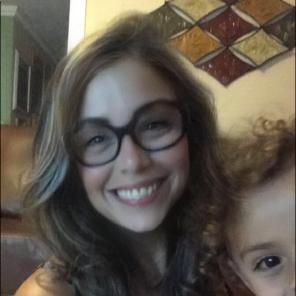 Meet your Posher, Juan - Picture 3 of 9